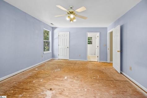 104 Woody Lane Easley SC 29640