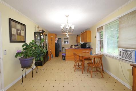 1317 Main Street Wellford SC 29385
