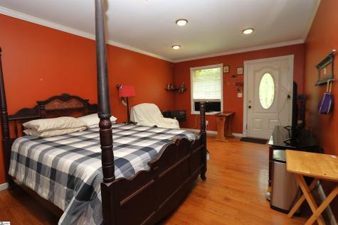 1317 Main Street Wellford SC 29385