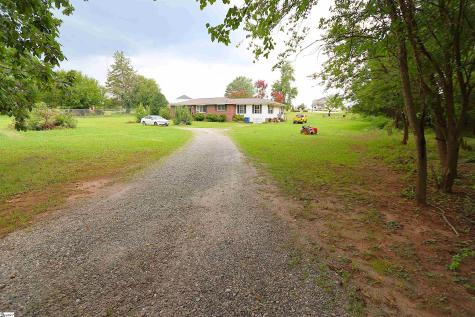 1317 Main Street Wellford SC 29385