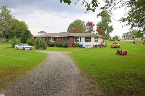1317 Main Street Wellford SC 29385