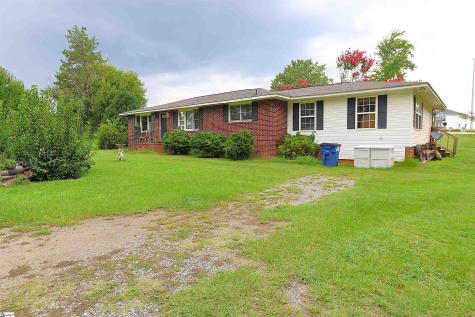 1317 Main Street Wellford SC 29385