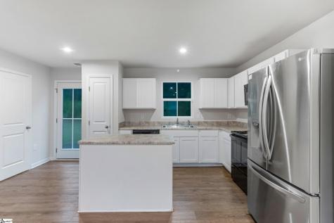 2085 Evanston Drive Wellford SC 29384