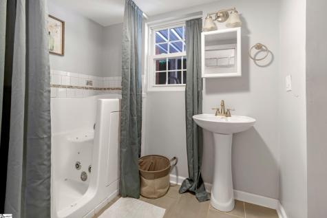 17 Zelma Drive Greenville SC 29617