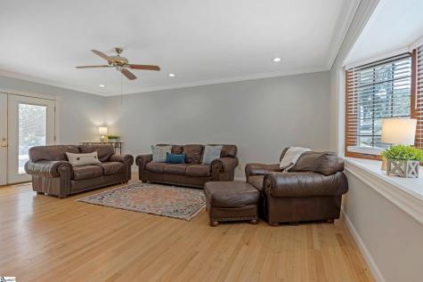 17 Zelma Drive Greenville SC 29617