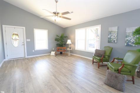 1736 Ezell Road Chesnee SC 29323