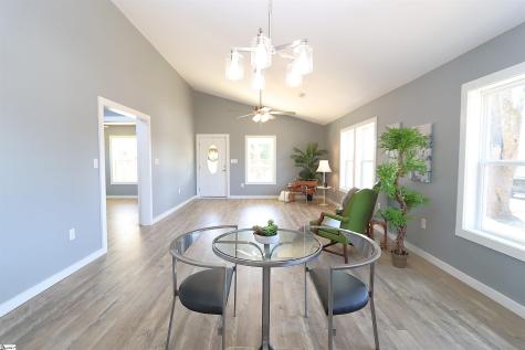 1736 Ezell Road Chesnee SC 29323