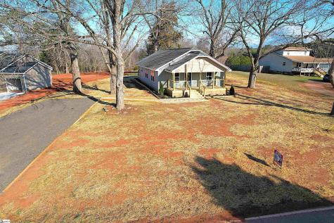 1736 Ezell Road Chesnee SC 29323