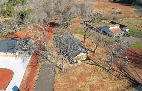 1736 Ezell Road Chesnee SC 29323