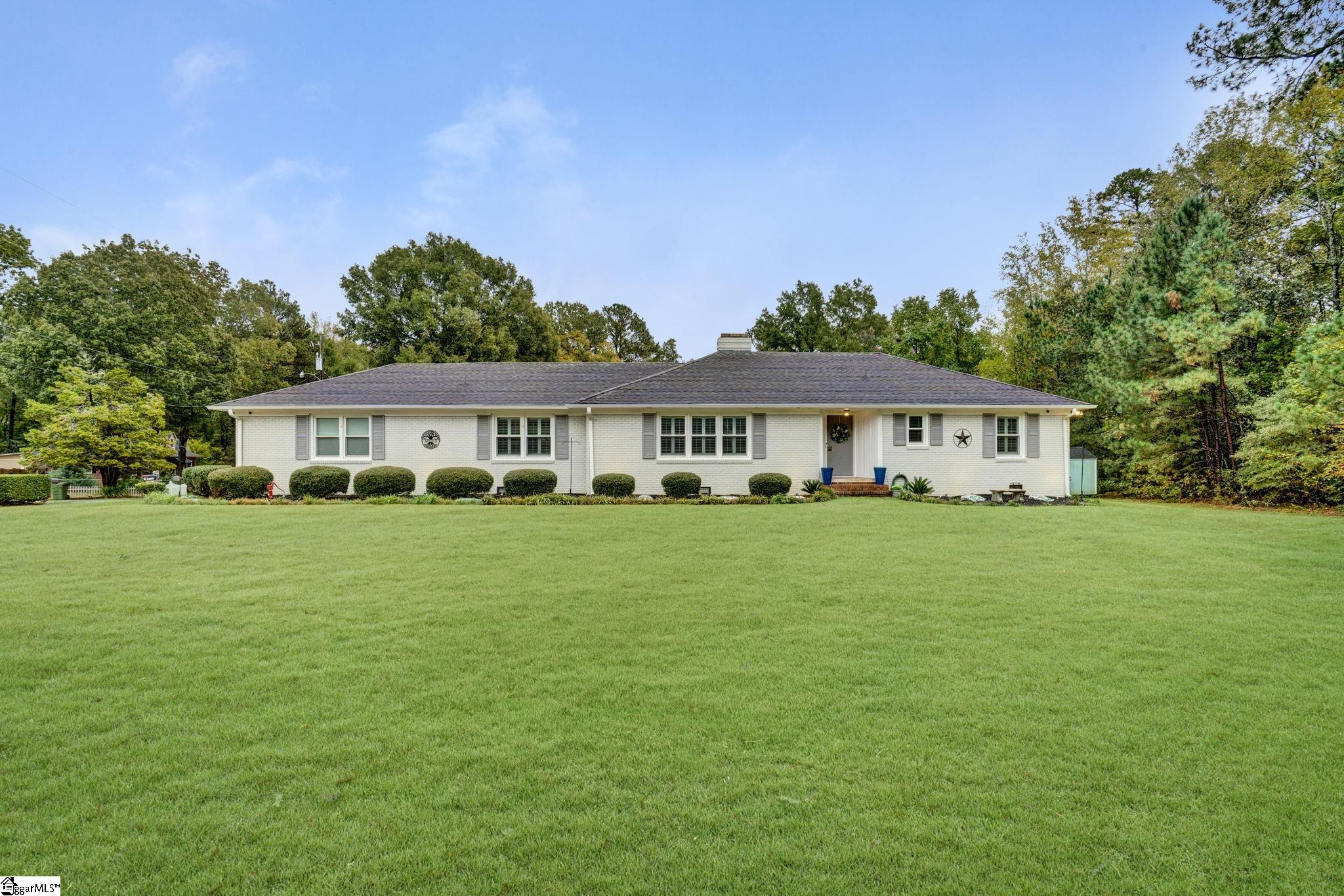 607 S Adair Street Clinton SC 29325