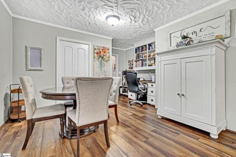 607 S Adair Street Clinton SC 29325