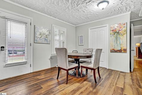 607 S Adair Street Clinton SC 29325