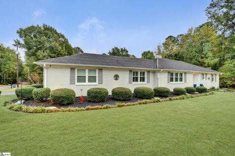 607 S Adair Street Clinton SC 29325