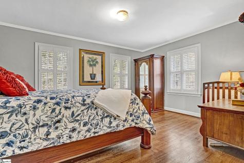 607 S Adair Street Clinton SC 29325