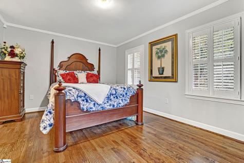 607 S Adair Street Clinton SC 29325