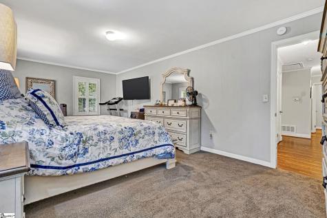 607 S Adair Street Clinton SC 29325