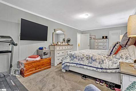 607 S Adair Street Clinton SC 29325