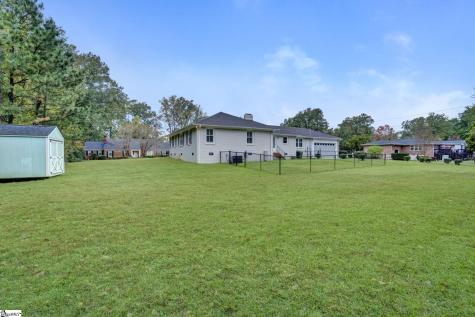 607 S Adair Street Clinton SC 29325