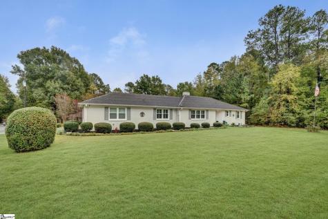 607 S Adair Street Clinton SC 29325