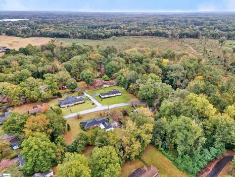 607 S Adair Street Clinton SC 29325