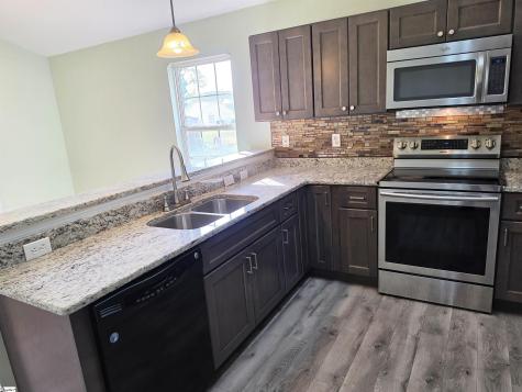 290 Stonewood Crossing Drive Boiling Springs SC 29316