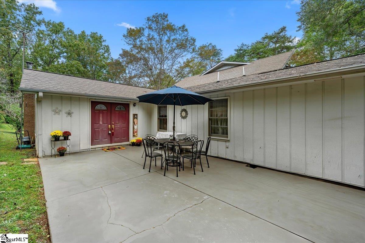 163 B D Johnston Road Central SC 29630