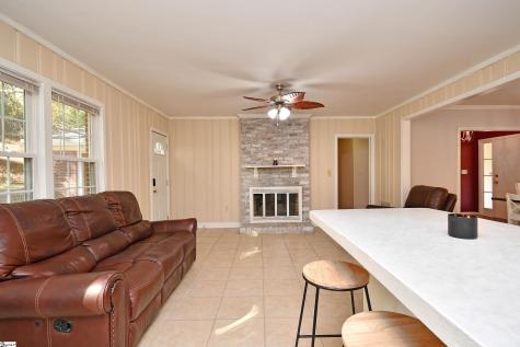 303 Tanglewood Drive Anderson SC 29621