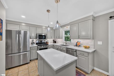 18 Middlecreek Way Greenville SC 29607