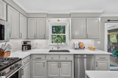 18 Middlecreek Way Greenville SC 29607