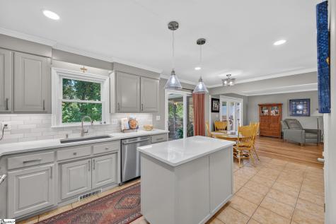 18 Middlecreek Way Greenville SC 29607