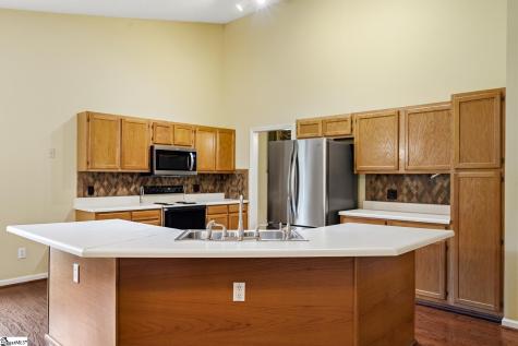 11 Cherry Cove Lane Taylors SC 29650