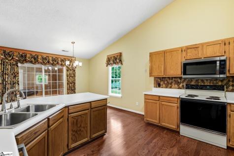 11 Cherry Cove Lane Taylors SC 29650