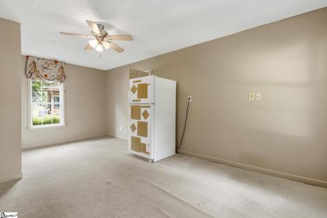11 Cherry Cove Lane Taylors SC 29650