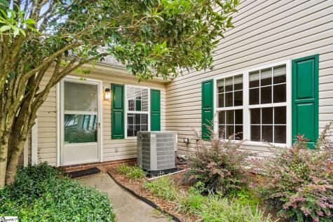 11 Cherry Cove Lane Taylors SC 29650