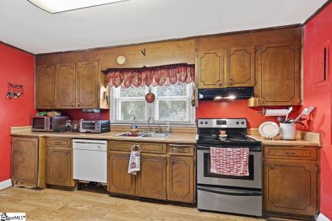 1615 Mccormick Highway Greenwood SC 29646
