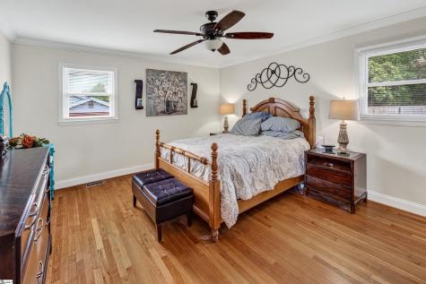 202 N Pine Lake Drive Spartanburg SC 29301