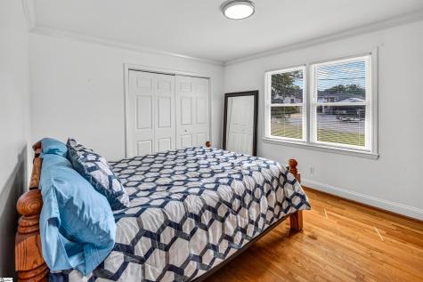 202 N Pine Lake Drive Spartanburg SC 29301