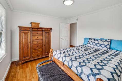 202 N Pine Lake Drive Spartanburg SC 29301