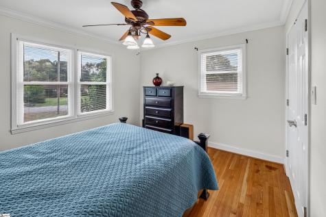 202 N Pine Lake Drive Spartanburg SC 29301