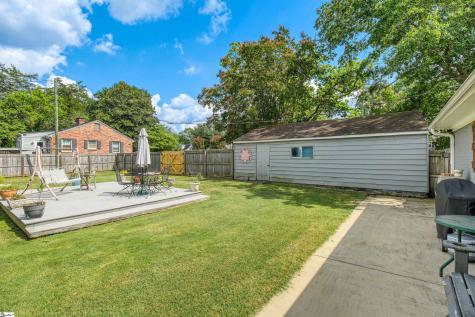 202 N Pine Lake Drive Spartanburg SC 29301