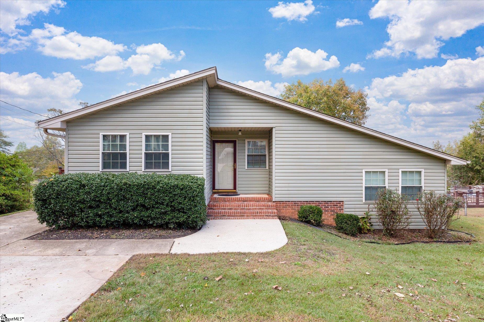 7 Bubbling Creek Drive Travelers Rest SC 29690