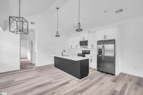 54 3rd Avenue Greenville SC 29611