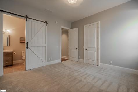 38 The Cliffs Parkway Landrum SC 29356