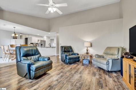 11 Granite Woods Way Greer SC 29650