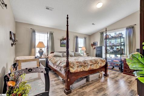 11 Granite Woods Way Greer SC 29650