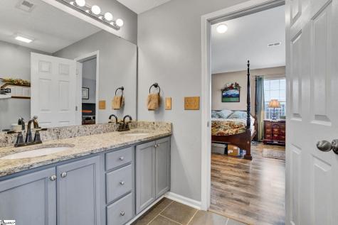 11 Granite Woods Way Greer SC 29650