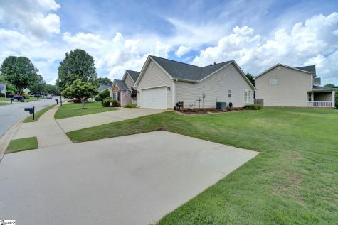 11 Granite Woods Way Greer SC 29650