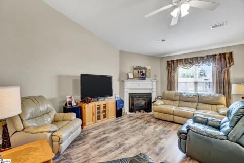 11 Granite Woods Way Greer SC 29650