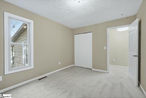 124 Nottingham Lane Easley SC 29640