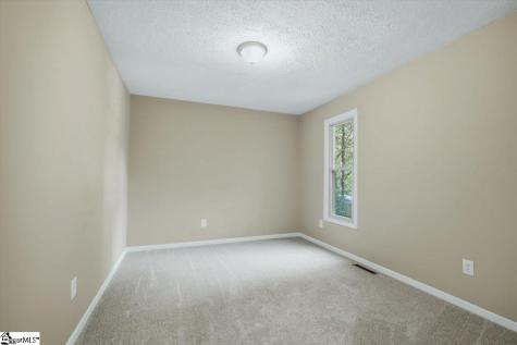 124 Nottingham Lane Easley SC 29640